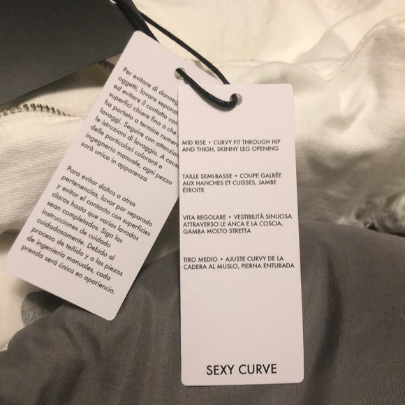 Guess Jeans - Picture 4 of 4